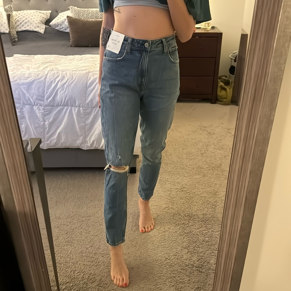 NWT Abercrombie high rise jeans